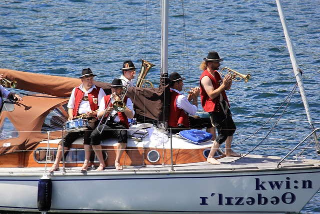 严密防守下 严密防守下